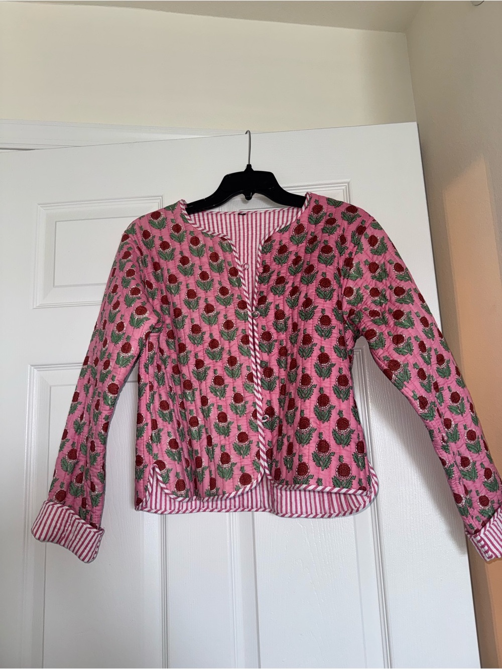 NWOT Reversible Pink Floral Cotton Quilted Jacket with Handmade Block Printing